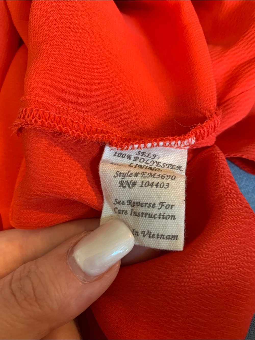 E&M Women's Red Cap-Sleeve Keyhole Blouse - Picture 8 of 9